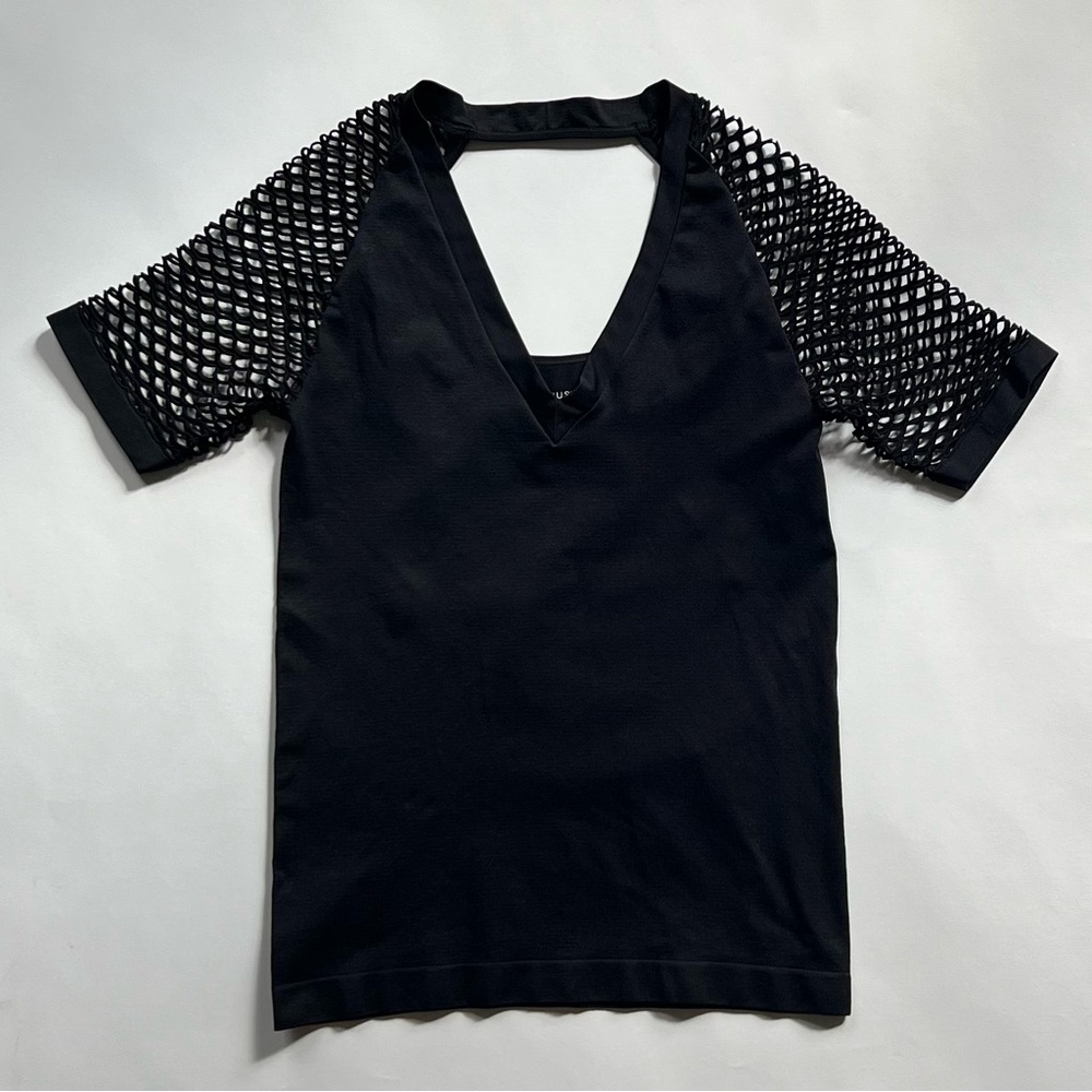 Venus Second Skin Black Short Sleeve Shirt, Size Medium